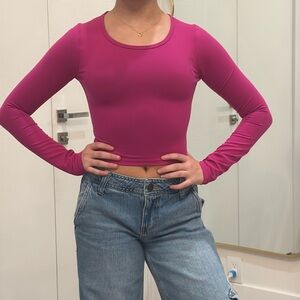 pink long sleve lululemon tank top